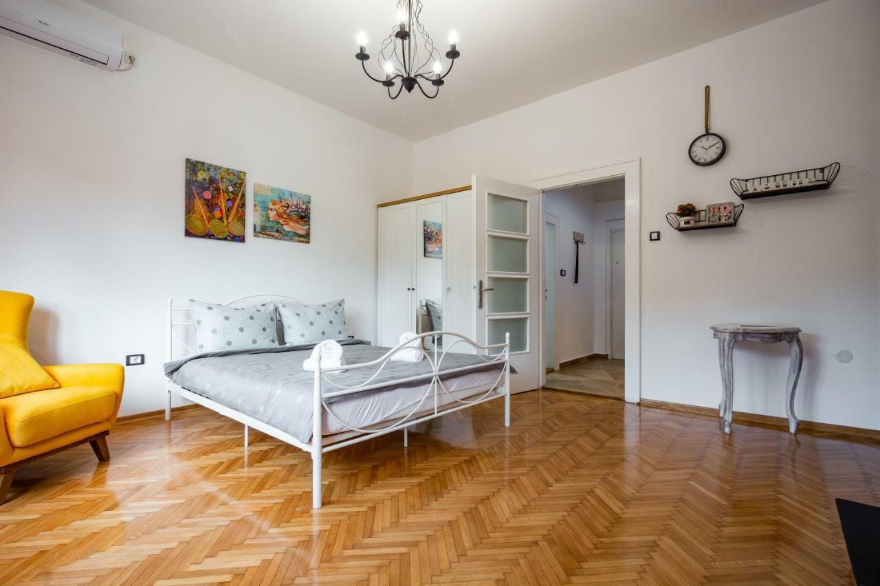 Apartment Korzo Нови-Сад Экстерьер фото